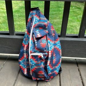 Excellent used condition Kavu bag